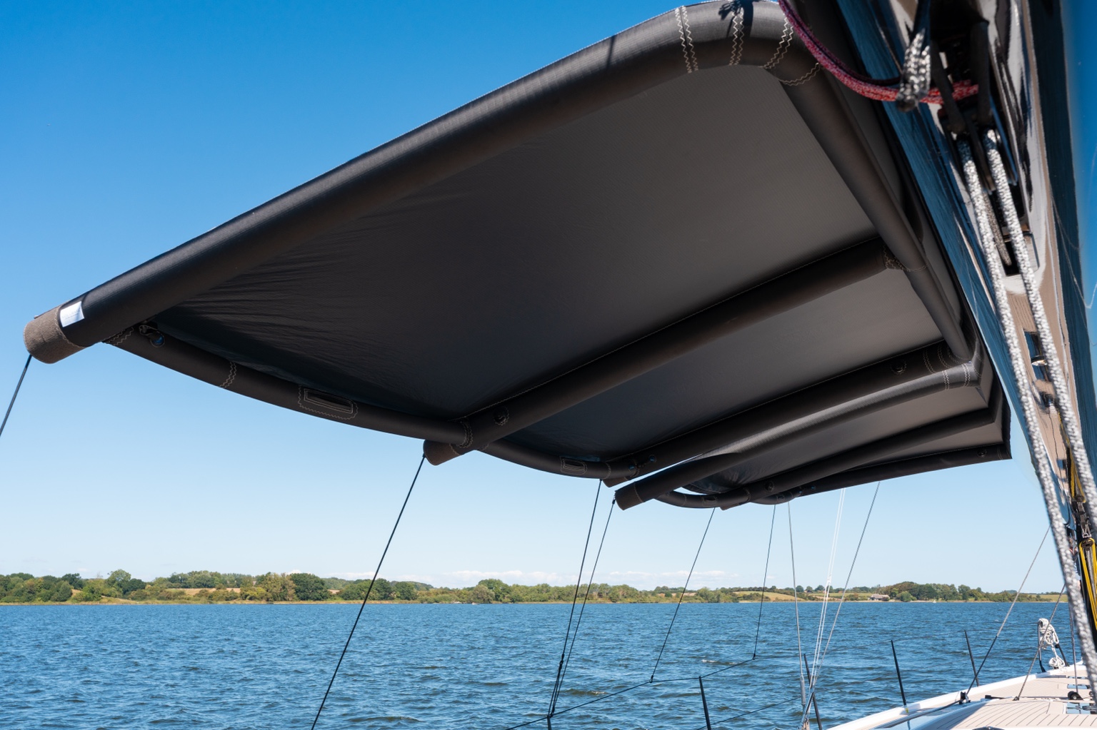 Volamare sun protection made of air-filled elements on board a yacht